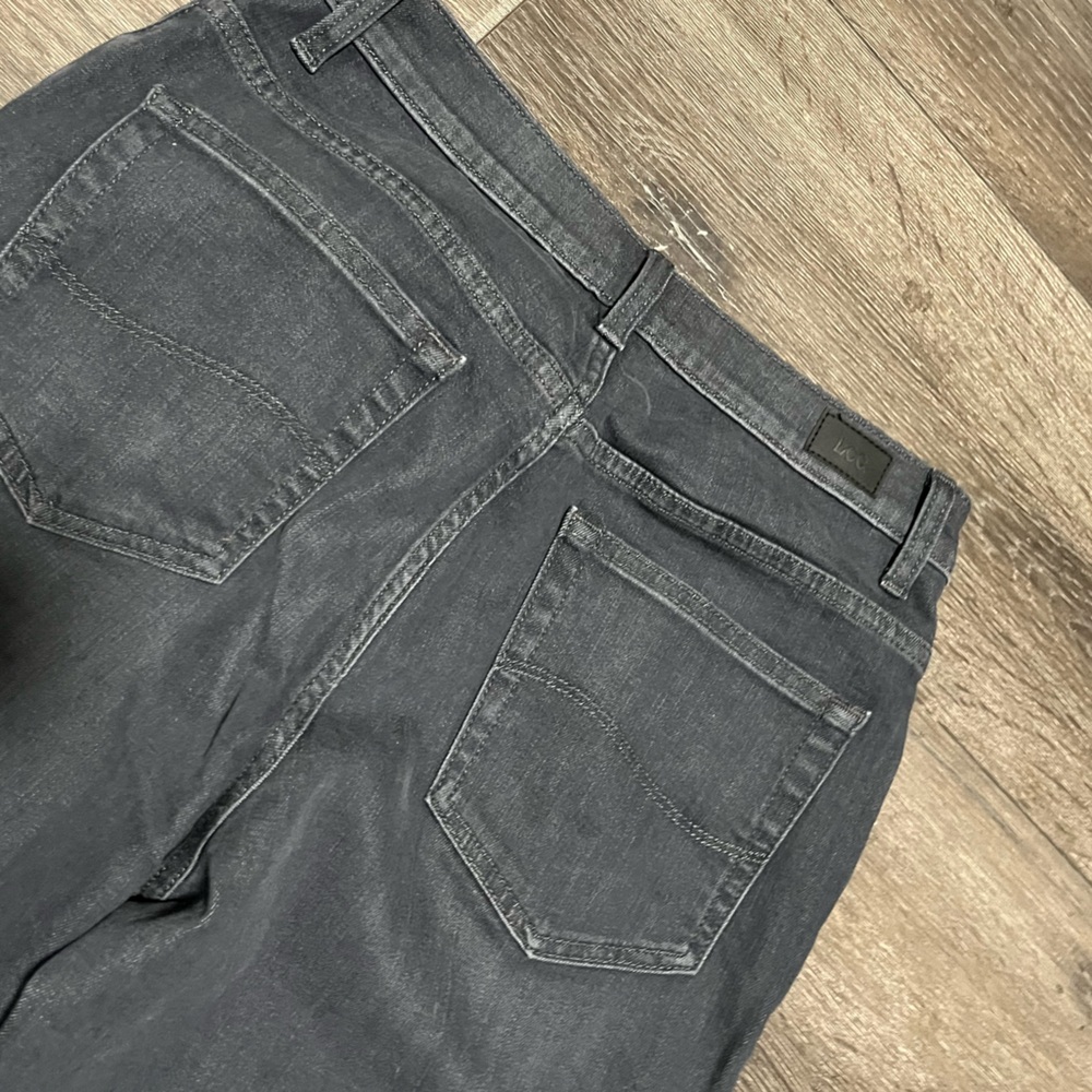 Lee Women's Charcoal Jeans size 8 - Picture 3 of 6